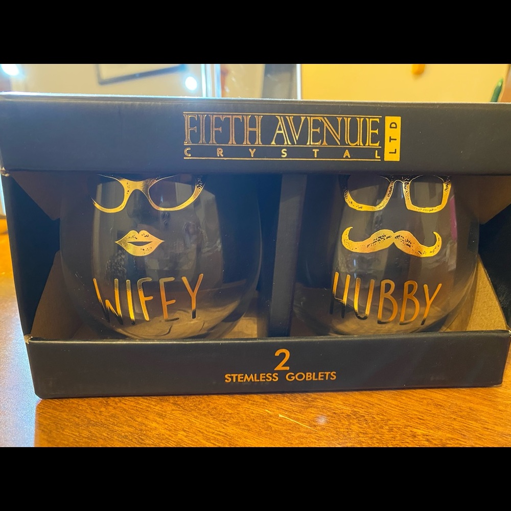 Hubby/wifey stemless wine glasses
